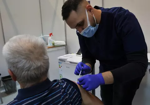 Record de imunizări. Peste 64.000 de persoane, vaccinate anti-COVID în ultimele 24 de ore