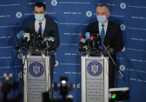 În ce condiții revin elevii în școli, de luni. Ministrul Educației: „149 de localități sunt în scenariul roșu, 903 în scenariul galben”