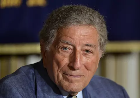 Cântăreţul Tony Bennett, diagnosticat cu Alzheimer. ”Nu este mereu sigur de lucrurile care se petrec în jurul lui”