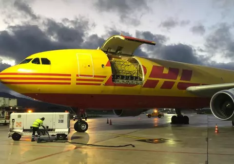 Un avion de marfă a revenit de urgență pe aeroportul din Leipzig, după ce o ușă s-a deschis în timpul zborului