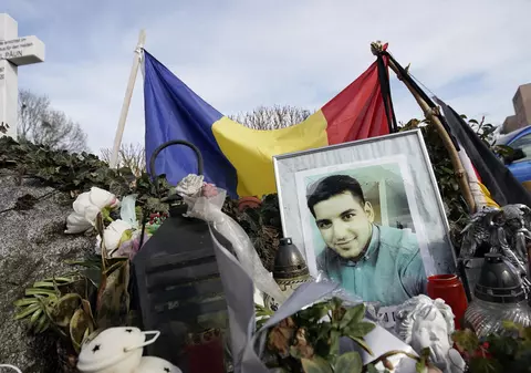 Tatăl lui Vili Viorel Păun, tânărul ucis acum un an în atentatul de la Hanau, acuză polițiștii germani de rasism. „I-am auzit spunând: «Nu cred că un țigan ar fi avut curaj civic»”