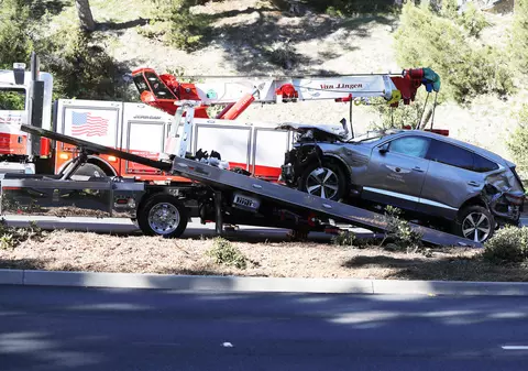 Tiger Woods a avut „mare noroc că a scăpat cu viață” din accident. Detaliul care l-a salvat