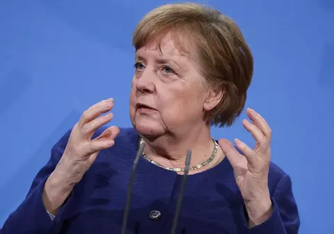 Angela Merkel s-a imunizat cu Moderna la rapel, după ce la prima doză a primit AstraZeneca
