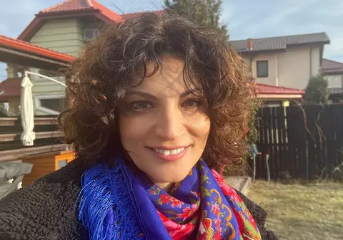 Ioana Ginghină a fost cerută în căsătorie și a acceptat. Actrița va îmbrăca din nou rochia de mireasă. „Îmi doresc mult să mai am un copil”