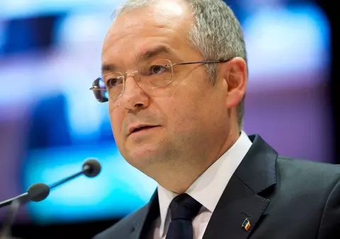 Emil Boc vrea desființarea județelor: S-ar distruge un sistem clientelar vechi de 55 de ani