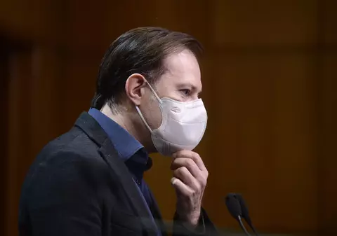 Cifre pentru premierul Cîțu: 1,4 milioane de oameni s-au vaccinat, încă 2 milioane așteaptă pe platformă, iar restul nu sunt complicii teroriștilor