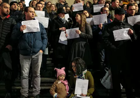 Peste 1.000 de judecători și procurori cer blocarea „superimunității”.  „Magistrații nu pot fi situaţi deasupra cetățenilor obișnuiți”