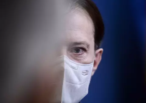 Cum ar putea fi împiedicat prin lege premierul Florin Cîțu să-și ascundă consilierii. Propunerile APADOR-CH