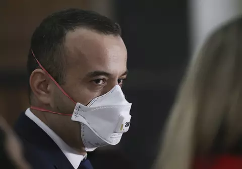 Scandal în Parlament pe desființarea Secției Speciale. Șefii Înaltei Curți și CSM au plecat din sală. DNA: „Apariția secției, o insultă”