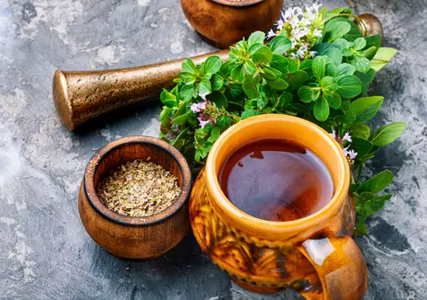 Maghiran - ce beneficii are, cum se folosește și când este contraindicat