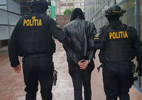 Un pakistanez care a chemat o femeie pentru servicii sexuale în Piteşti, jefuit de 10.000 de euro