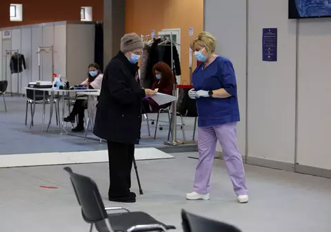 De astăzi, oricine se poate programa la vaccinare. Listele de așteptare s-au deschis în toată țara