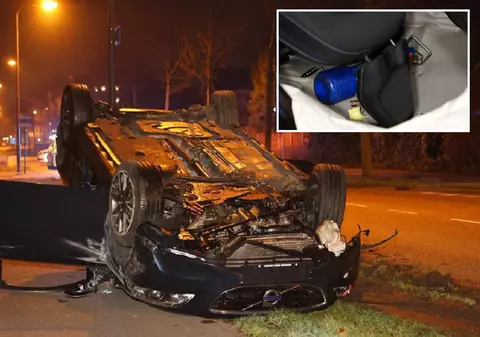 Un Volvo nou-nouț, cumpărat de o zi, distrus complet de șoferul care avea în mașină „gaz de râs”, în Olanda