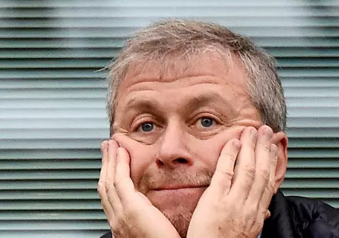 Roman Abramovici a dat-o în judecată pe Catherine Belton