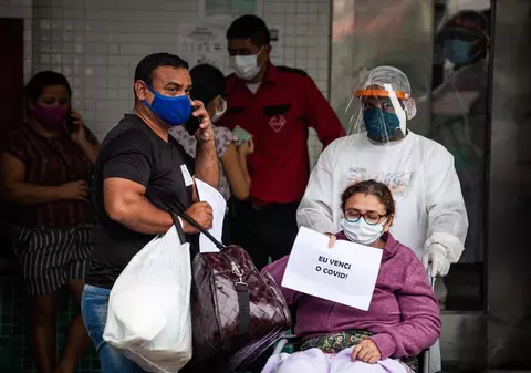 Număr record de decese în Brazilia din cauza COVID-19. Aproape 2.000 de persoane au murit în 24 de ore