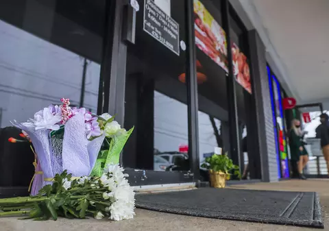 Bărbatul care a ucis opt persoane la trei saloane de masaj din Atlanta susține că motivul atacurilor a fost „dependența sexuală”