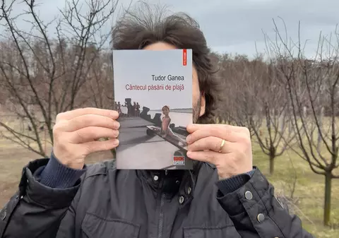 Tudor Ganea, unul dintre scriitorii pe val, dezvăluie rețeta succesului: „Ultimele mele cărți sunt scrise 90% în pauzele de masă de la job”