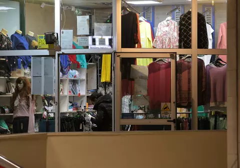 Ce spun oamenii pentru care magazinele de la metrou însemnau un loc de muncă