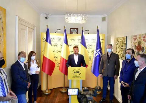 „M-aș vaccina în Marea Britanie, dar nu în România”. Ce membru AUR spune asta