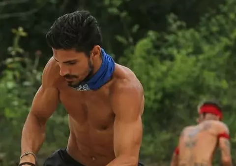 Mellina de la „Survivor România”, acuzată că i-a făcut avansuri lui Marius Crăciun. Artista spune adevărul