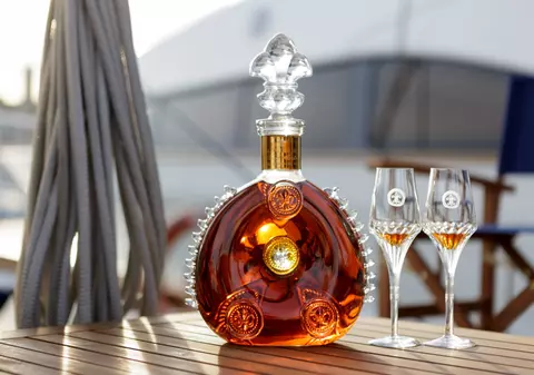 LOUIS XIII de Rémy Martin. Gândește cu un secol în avans (PUBLICITATE)