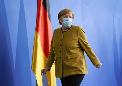 Cancelarul Angela Merkel se vaccinează vineri cu AstraZeneca