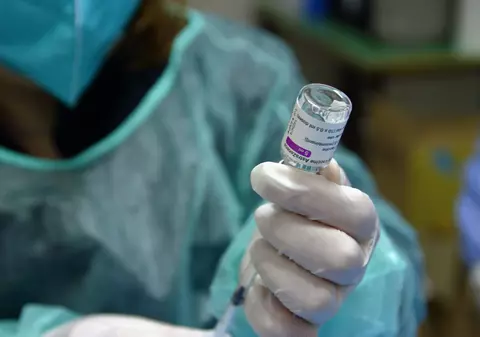 O nouă versiune a vaccinului AstraZeneca ar putea fi gata până la finalul anului