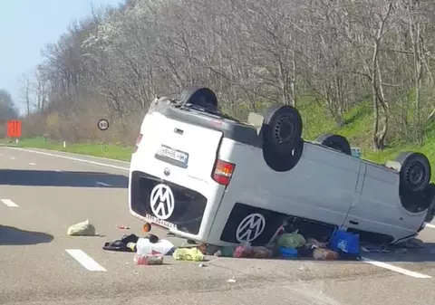 Român aruncat prin geam și strivit sub dubița în care călătorea, în Belgia, a murit pe loc: „Asta a dus la acest rezultat dramatic”