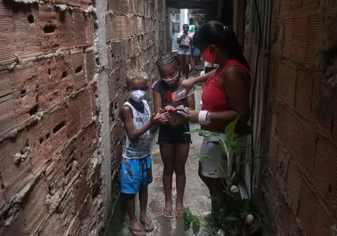 De ce în Brazilia au murit de COVID peste 2.000 de copii. „Cifrele sunt cu adevărat înspăimântătoare”