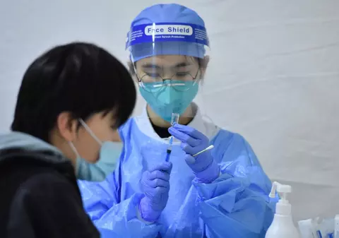 Aproape 91% dintre locuitorii adulţi ai Beijingului au fost vaccinaţi împotriva COVID-19