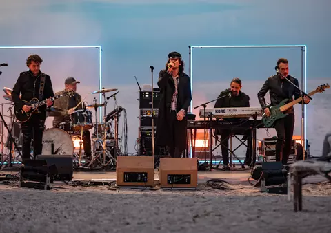 REPORTAJ. „Vama” deschide Vama Veche. Locul în care o să fim mereu tineri şi fericiţi