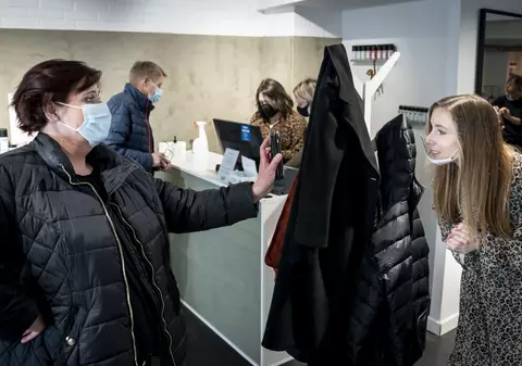 „Coronapas” sau amendă. Danemarca, prima țară UE care introduce pașaportul COVID pentru a redeschide economia