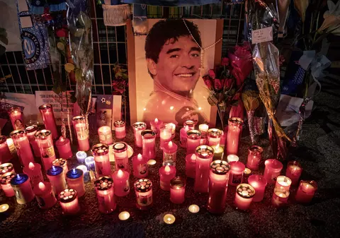 Concluzia anchetatorilor: „Moartea lui Maradona era evitabilă”. Doi medici, cercetați pentru ucidere din culpă