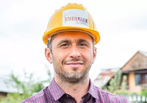 „Visuri la cheie” 2021 - sezonul 8. Echipa e pregătită de cursa renovărilor: „Pentru familiile care merită să devină modele de curaj”