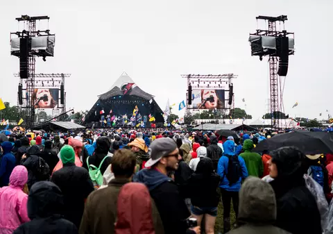 Concert-experiment cu 5.000 de oameni, fără mască și distanțare, în Marea Britanie