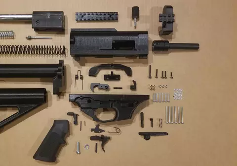 Americanii își construiesc singuri arme, folosind tutoriale de pe internet