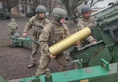 Ucraina are în vedere să se doteze cu arme nucleare, dacă nu este primită în NATO