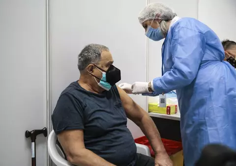 Peste 87.000 de persoane, vaccinate anti-COVID în ultimele 24 de ore