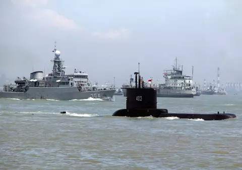 Document | România vrea să cumpere nave vânătoare de mine și submarine și modernizează navele purtătoare de rachete