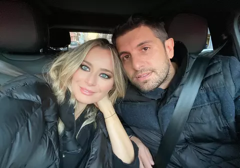 Laura Cosoi mai vrea un bebeluș. Soțul vedetei e de acord: „Nu ne oprim, ne mai dorim copii”