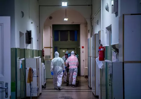 Bilanț COVID, azi, 21 iulie. O nouă zi cu peste 7.000 de cazuri în noul val. Trei decese în ultimele 24 de ore