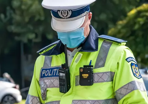 Polițistul care se pensa în Dristor și nu s-a dus la o urgență spune că era la filaj în salonul de înfrumusețare