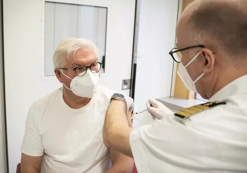 Preşedintele Germaniei s-a vaccinat cu AstraZeneca. „Am încredere în vaccinurile aprobate în Germania”