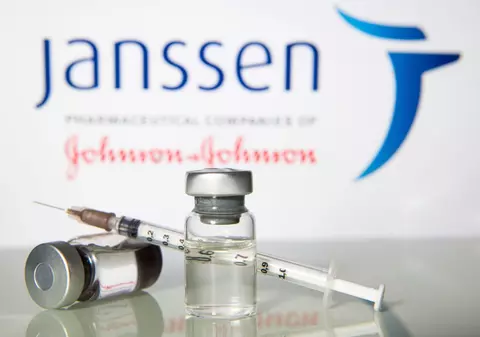 Concluziile EMA despre siguranța vaccinului Johnson & Johnson, anunțate săptămâna viitoare. Sunt investigate 4 cazuri de tromboză