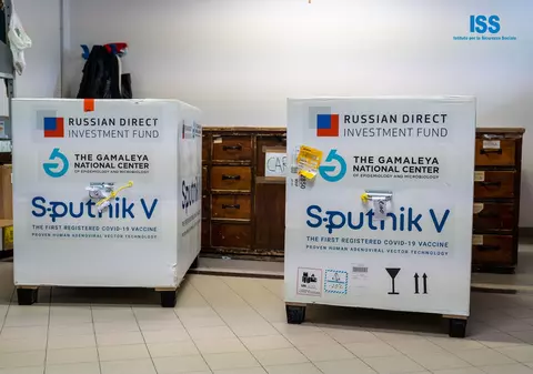 OMS a găsit deficiențe în producerea vaccinului rusesc Sputnik V