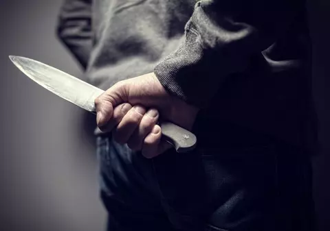 Procuror amenințat de un bărbat nemulțumit de soluția din dosar. „La 8 dimineață vin să-l omor. Cu cuțitul îl fac bucăți”