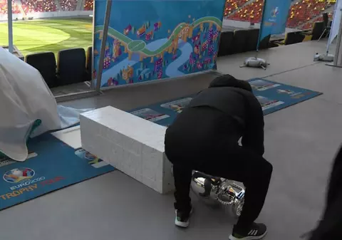 Trofeul Euro 2020 a căzut pe Arena Națională la evenimentul de prezentare