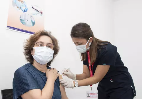 INSP: 18.630 de persoane vaccinate cu prima doză s-au infectat cu coronavirus