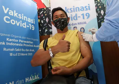 Ouă, bijuterii, blendere și reduceri de taxe: stimulente primite în diverse țări de persoanele vaccinate