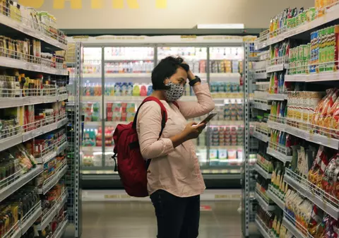 (Publicitate) Amenajarea magazinului alimentar cu bani putini: 5 secrete